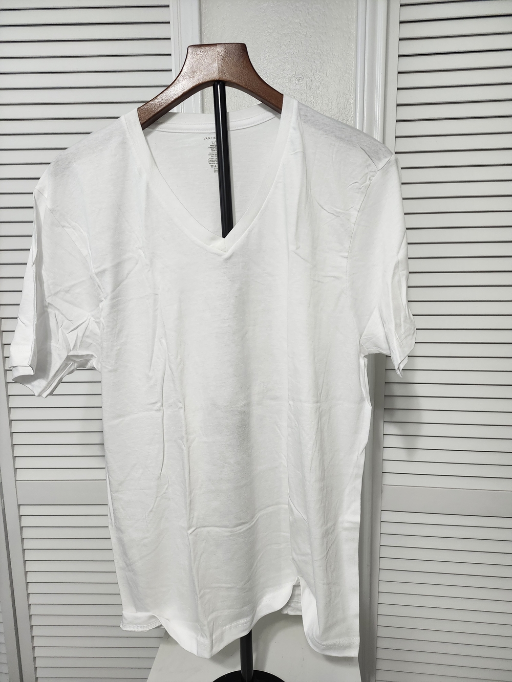 Van Heusen White V-Neck Short Sleeve Tee